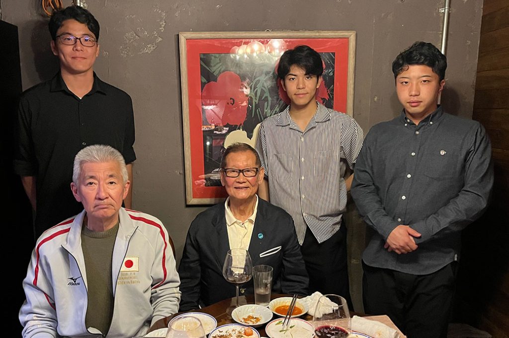 東京医科大学応援団の学生・幹部との意見交換会を実施