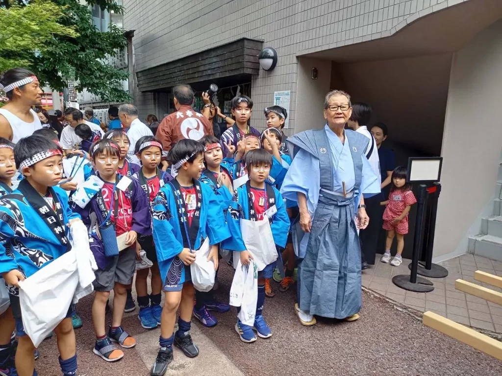 私は神社の氏子総代です。